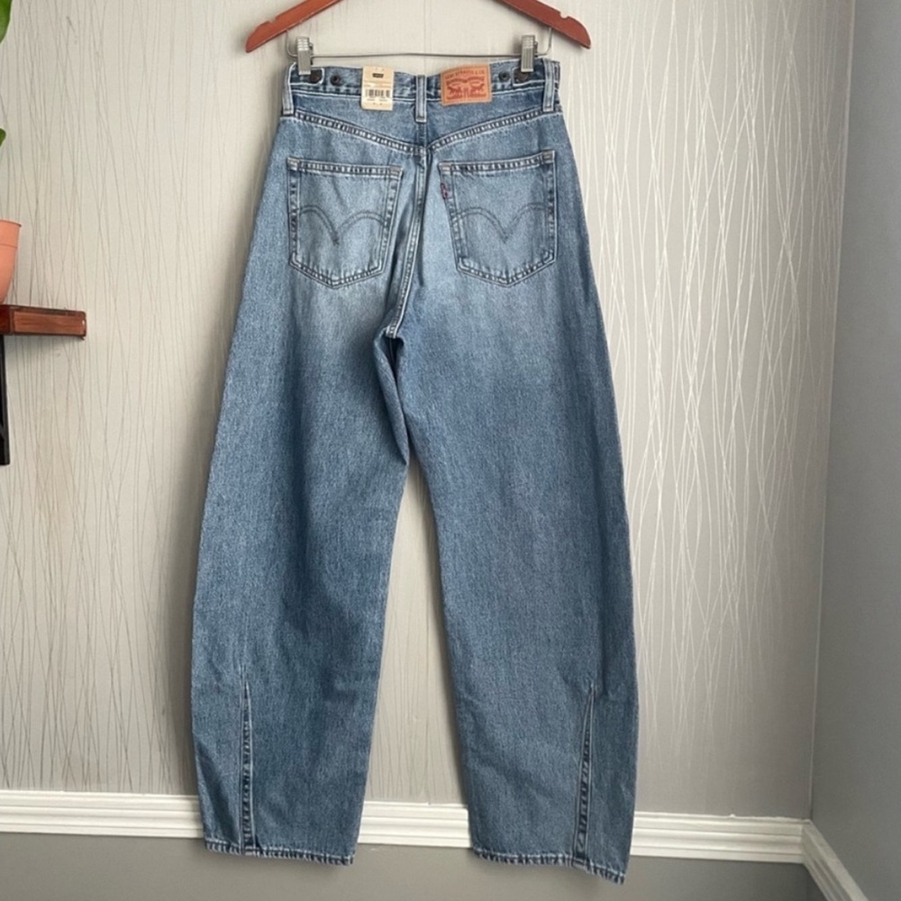 NWT Levi’s Cinch Barrel Jeans - Picture 10 of 16